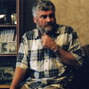 У сваёй пісьменьніцкай вальеры. Фота Джэфа Баніфасіно.